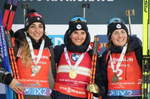 Biathlon - Julia Simon de nouveau championne du monde de poursuite